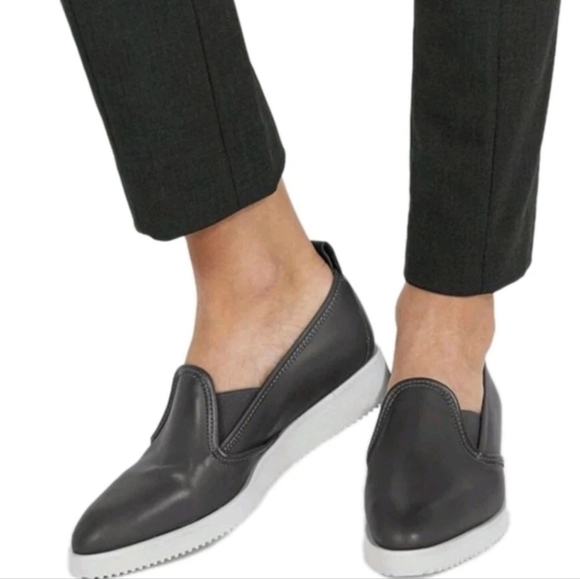 Everlane Shoes - EVERLANE The Street Pointed Toe Slip On Leather Shoes sz 8.5 Gray